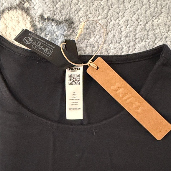 SKIMS Classic Black Long Sleeve Dress - Picture 2 of 3